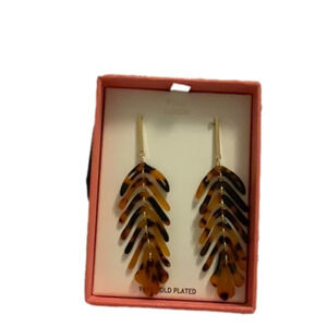 PINK LINON GOLD PLATED LEAF EARRINGS
